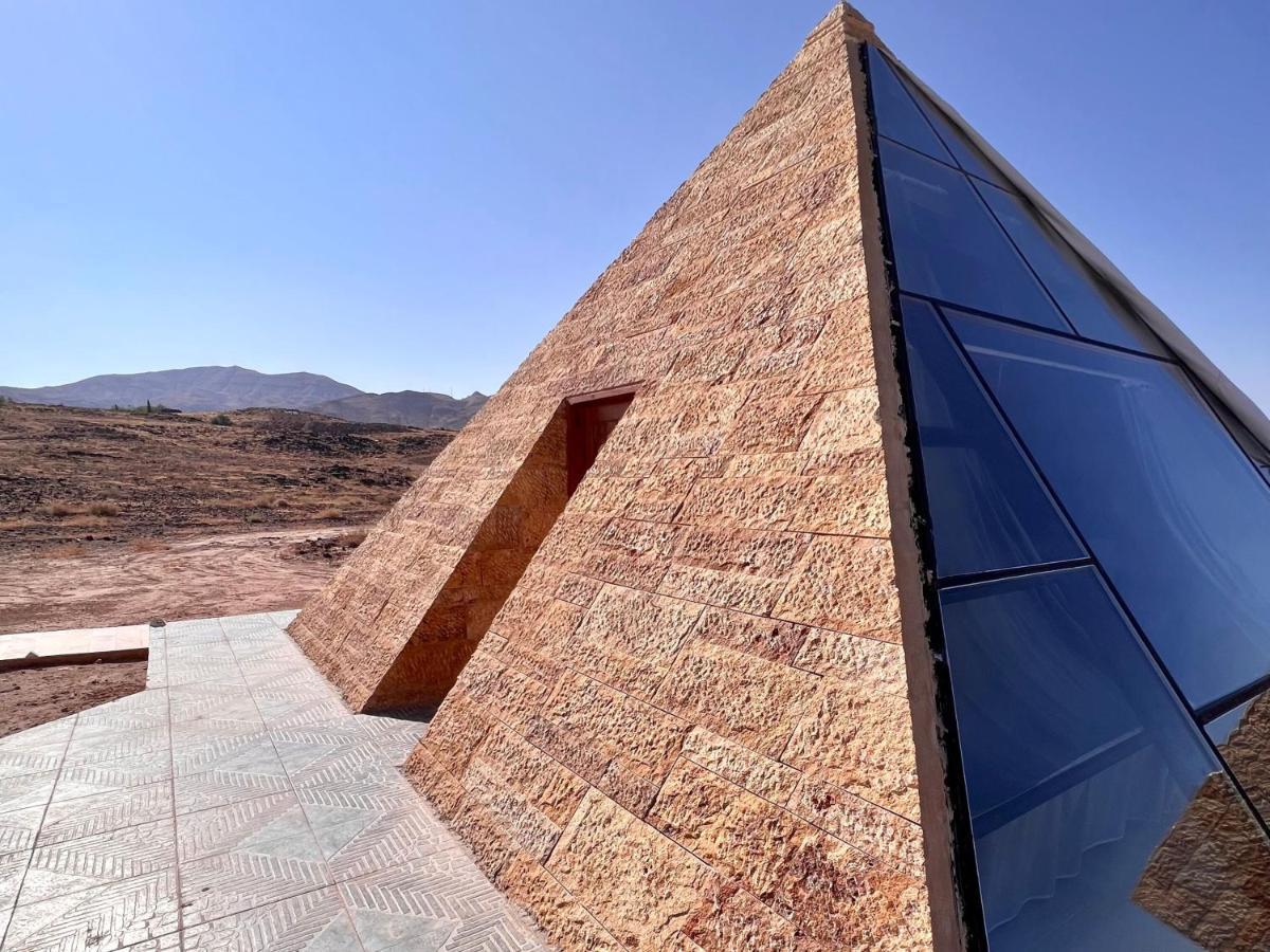 Deadsea Octagon Hotell Madaba Exteriör bild