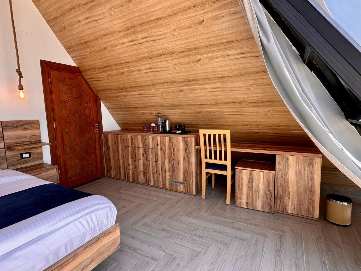 Deadsea Octagon Hotell Madaba Exteriör bild